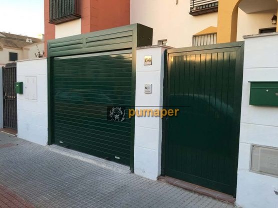 Cierre enrollable aluminio para garaje y puerta peatonal